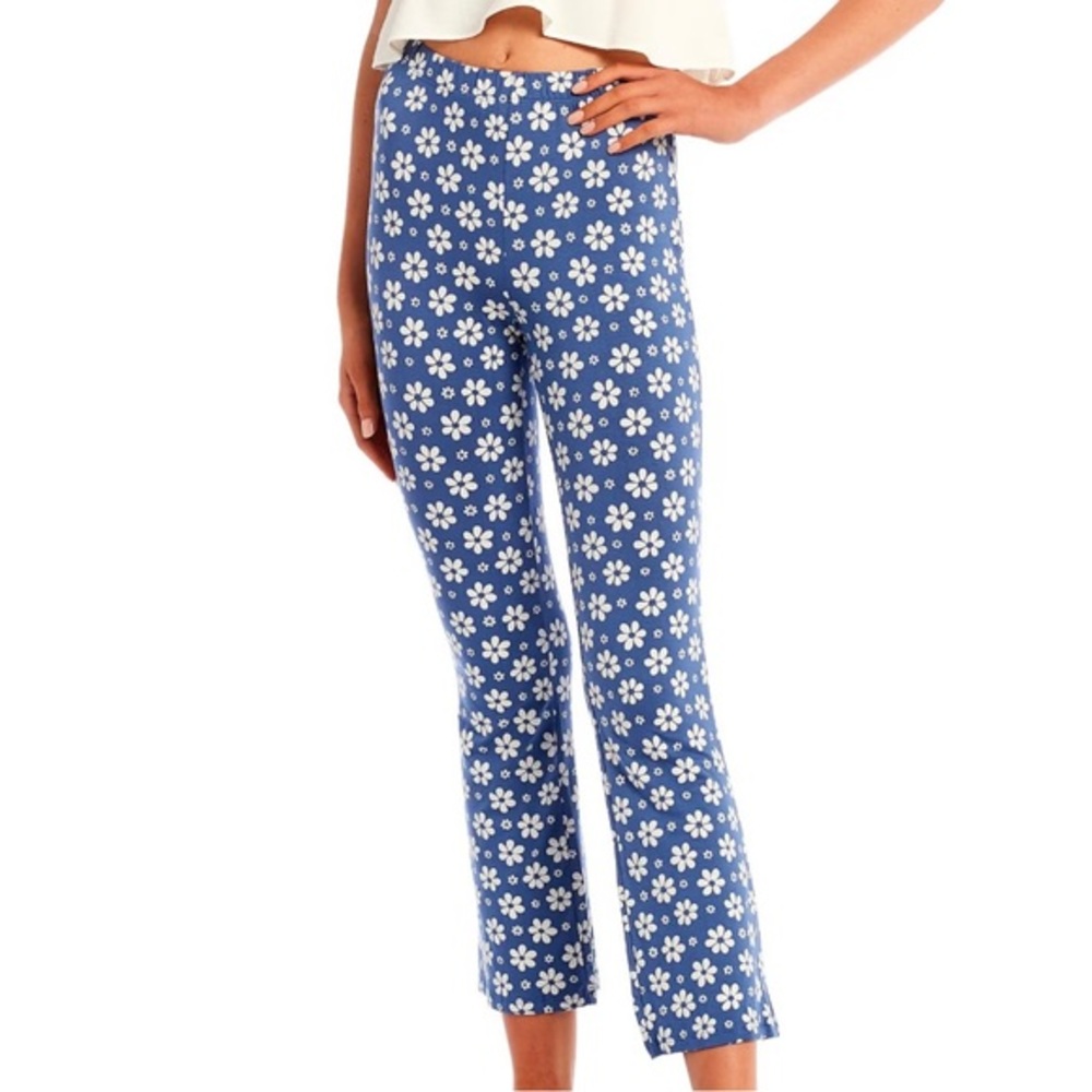 Billabong white daisy boho pants.